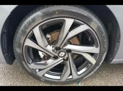 Photo 12 Renault Clio  1.6 E-Tech hybride 145ch Engineered