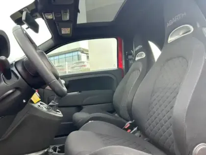 Photo 8 Abarth 500  1.4 Turbo T-Jet 145ch 595 MY21