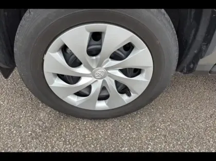 Photo 12 Toyota Yaris  Cross 116h Dynamic MC24