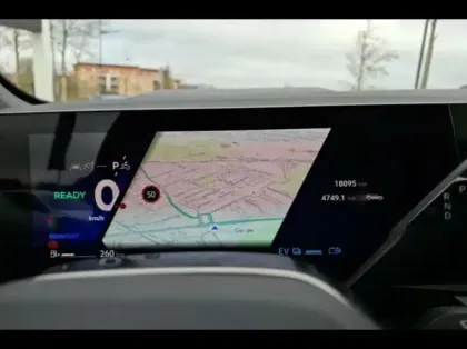 Photo 8 Renault Austral  1.2 E-Tech full hybrid 200ch Iconic esprit Alpine- 24