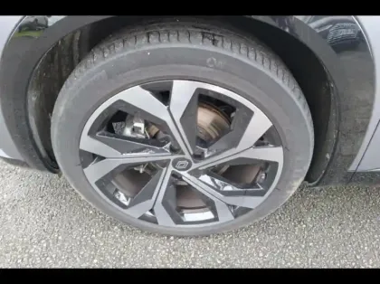 Photo 12 Renault Austral  1.2 E-Tech full hybrid 200ch Iconic esprit Alpine- 24