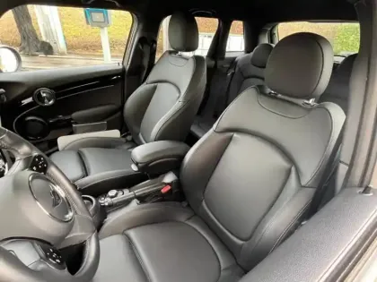 Photo 10 Mini Mini  5 Portes Cooper 136ch Edition Premium BVA7