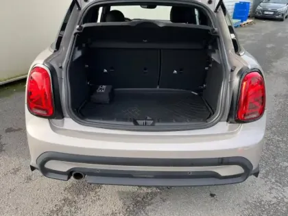 Photo 6 Mini Mini  5 Portes Cooper 136ch Edition Premium BVA7