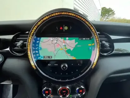 Photo 14 Mini Mini  5 Portes Cooper 136ch Edition Premium BVA7