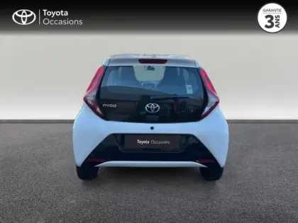 Photo 7 Toyota Aygo  1.0 VVT-i 72ch x-play 5P MY19