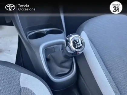 Photo 14 Toyota Aygo  1.0 VVT-i 72ch x-play 5P MY19