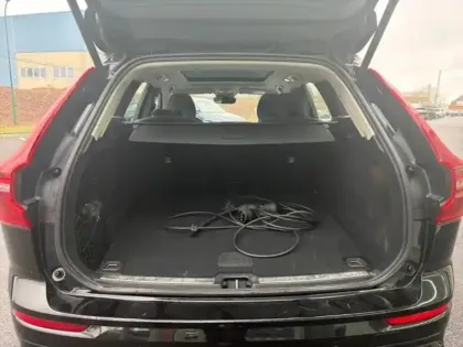 Photo 5 Volvo Xc60  T6 Hybride Rechargeable 253 + 145ch Plus Style Dark Geartronic 8 AWD