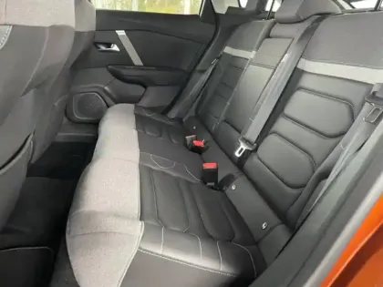 Photo 9 Citroën C4  Moteur électrique 136ch (100 kW) Shine Automatique