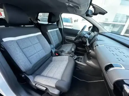 Photo 10 Citroën C4  Cactus PureTech 110ch S&S Shine E6.d