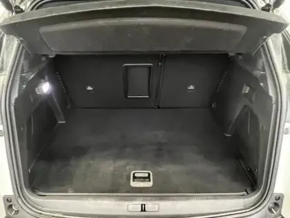 Photo 9 Peugeot 3008  HYBRID 225ch GT Line e-EAT8 10cv