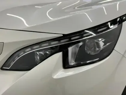 Photo 12 Peugeot 3008  HYBRID 225ch GT Line e-EAT8 10cv