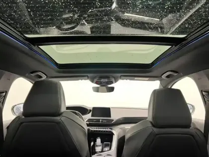 Photo 6 Peugeot 3008  HYBRID 225ch GT Line e-EAT8 10cv