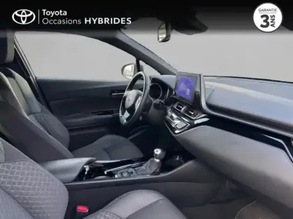 Photo 5 Toyota C-HR  2.0 Hybride 184ch Design Ultimate E-CVT