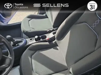 Photo 10 Toyota Aygo  X 116h Graphic