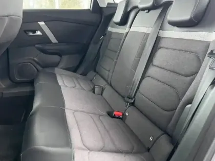 Photo 8 Citroën C4  BlueHDi 110ch S&S Shine