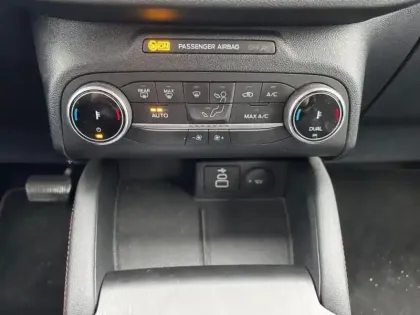 Photo 14 Ford Kuga  2.5 Duratec 190ch FHEV E85 ST-Line X BVA