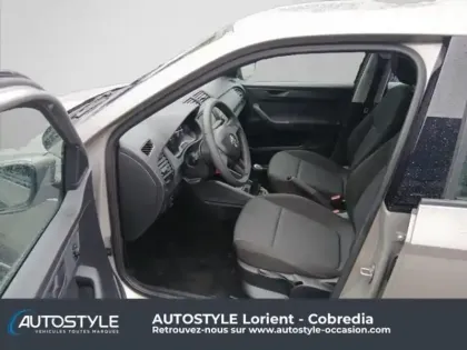 Photo 12 Skoda Fabia  1.0 MPI 60ch Active Greentec