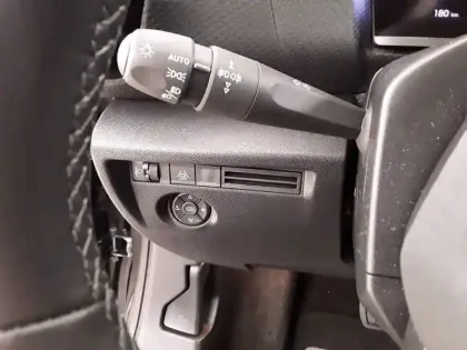 Photo 20 Citroën C4  PureTech 130 S&S EAT8