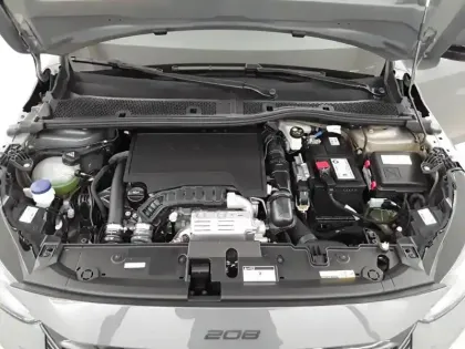Photo 20 Peugeot 208  PureTech 100 S&S BVM6