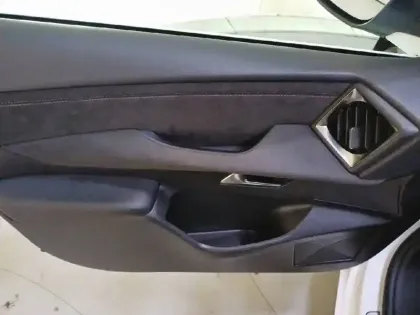 Photo 20 DS DS 3  Crossback BlueHDi 130 S&S EAT8