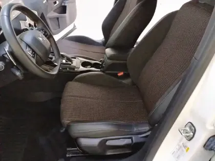 Photo 11 DS DS 3  Crossback BlueHDi 130 S&S EAT8