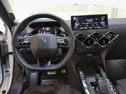 Photo 8 DS DS 3  Crossback BlueHDi 130 S&S EAT8