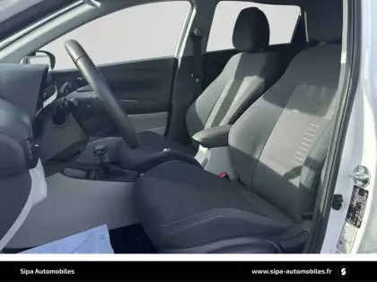 Photo 41 Hyundai Bayon  1.0 T-GDi 100 DCT-7