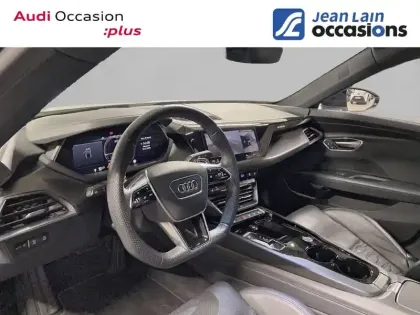 Photo 10 Audi E-tron  GT 476 ch quattro