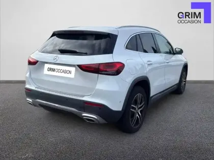Photo 27 Mercedes GLA  250 e 8G-DCT