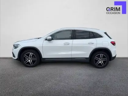 Photo 46 Mercedes GLA  250 e 8G-DCT
