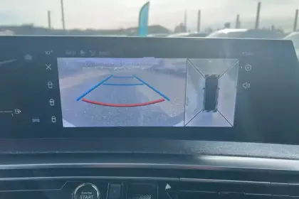 Photo 30 Peugeot 3008  Hybrid 136 e-DCS6