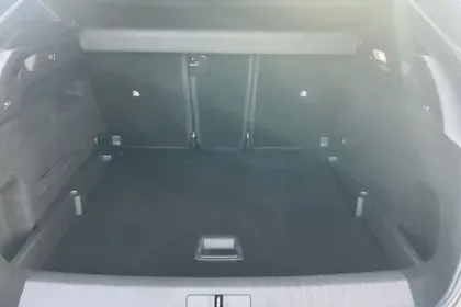 Photo 8 Peugeot 3008  Hybrid 136 e-DCS6