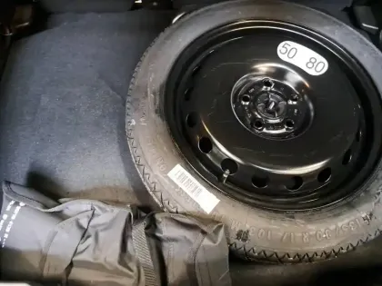 Photo 19 Renault Captur  E-Tech full hybrid 145 ch