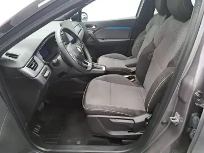 Photo 26 Renault Captur  E-Tech full hybrid 145 ch