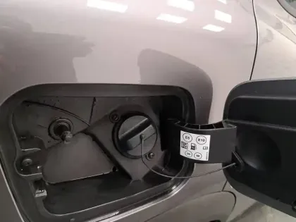 Photo 20 Renault Captur  E-Tech full hybrid 145 ch