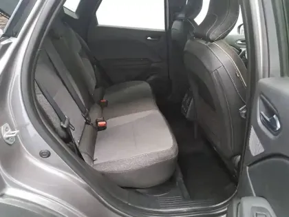 Photo 21 Renault Captur  E-Tech full hybrid 145 ch