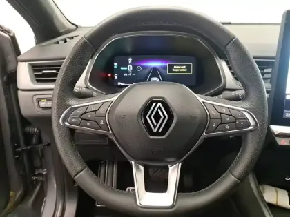 Photo 32 Renault Captur  E-Tech full hybrid 145 ch