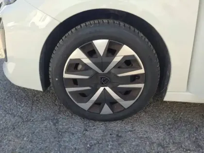 Photo 10 Peugeot 208  PureTech 100 S&S BVM6