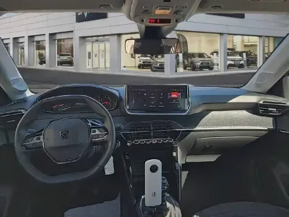 Photo 23 Peugeot 208 Gén. II Ph2 Active 5