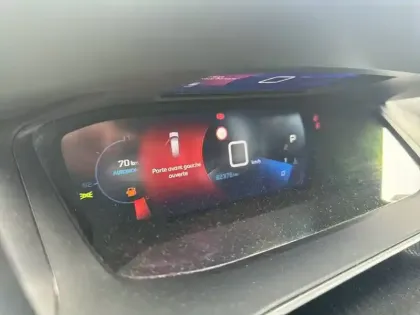 Photo 53 Peugeot 2008  BlueHDi 130 S&S EAT8