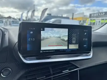 Photo 36 Peugeot 2008  BlueHDi 130 S&S EAT8