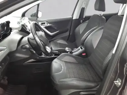 Photo 10 Peugeot 2008  1.2 PureTech 110ch S&S BVM5