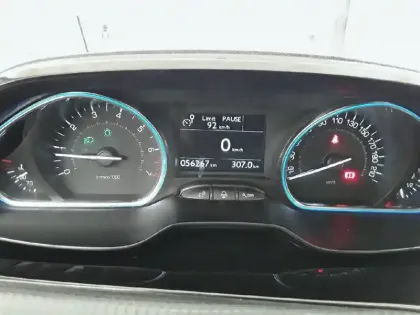 Photo 9 Peugeot 2008  1.2 PureTech 110ch S&S BVM5