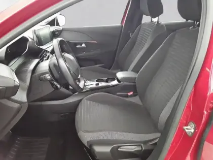 Photo 10 Peugeot 208  Electrique 50 kWh 136ch