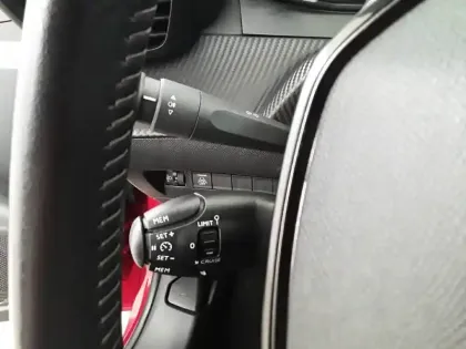 Photo 19 Peugeot 208  Electrique 50 kWh 136ch