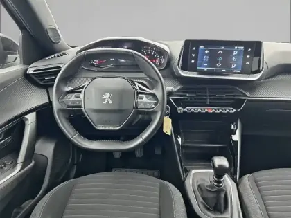 Photo 7 Peugeot 2008  PureTech 100 S&S BVM6