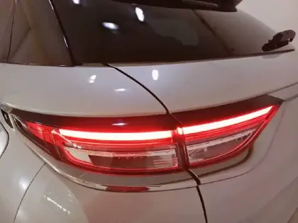 Photo 50 DS DS 3  Crossback BlueHDi 130 S&S EAT8