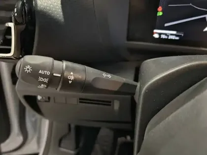 Photo 18 Citroën C4 e- 156 ch autonomie étendue