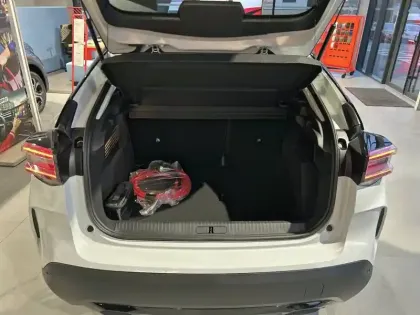 Photo 5 Citroën C4 e- 156 ch autonomie étendue