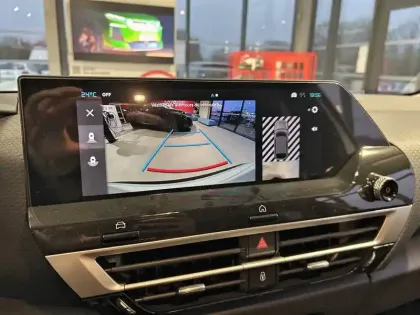 Photo 23 Citroën C4 e- 156 ch autonomie étendue